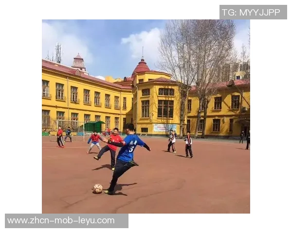 惠州室内足球场全新开放体验多样化足球活动尽享运动乐趣 惠州室内足球场全新开放体验多样化足球活动尽享运动乐趣